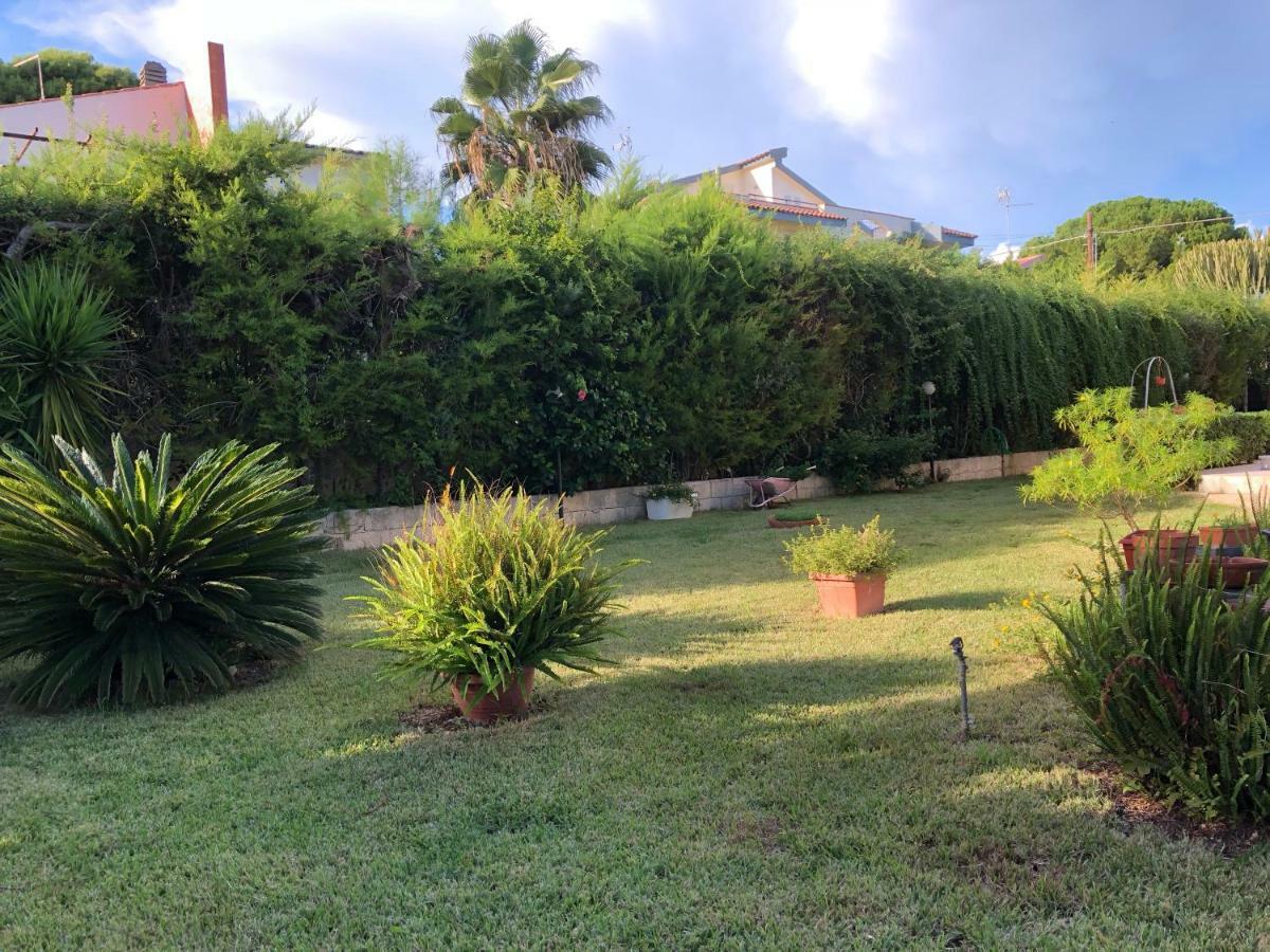 Ferienwohnung La Maison De Daniele Et Maria Fontane Bianche Exterior foto