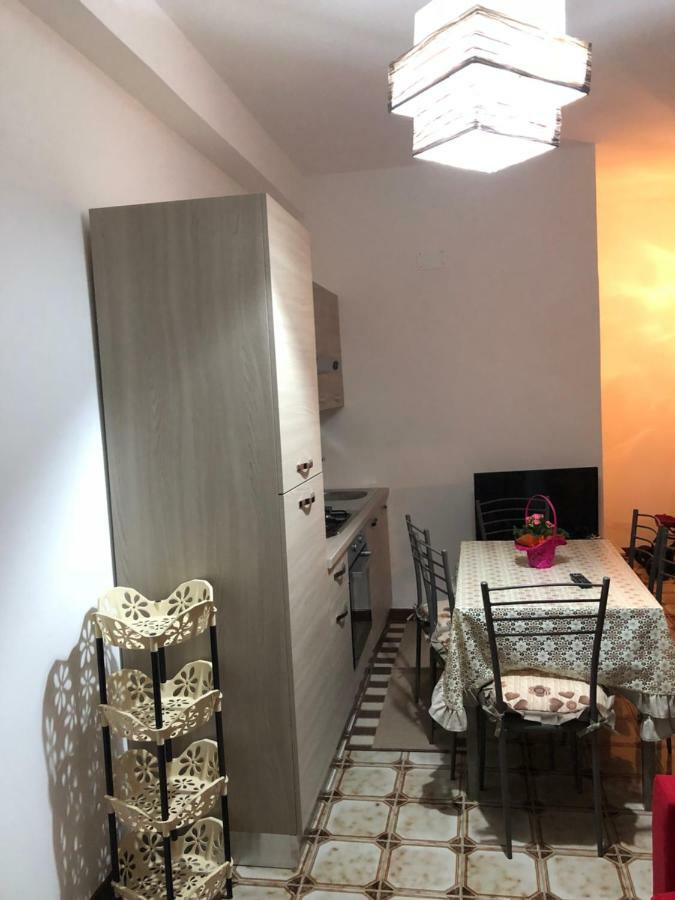 Ferienwohnung La Maison De Daniele Et Maria Fontane Bianche Exterior foto