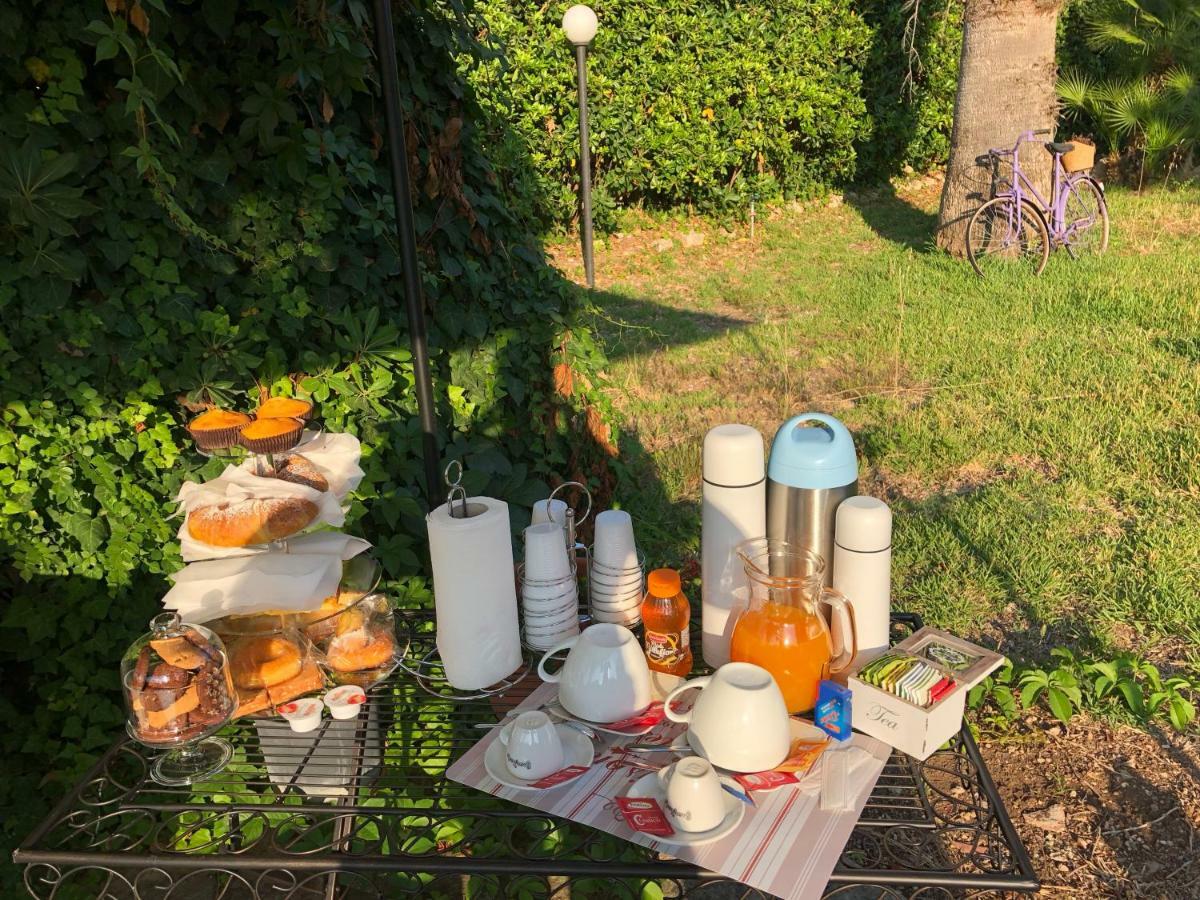 Ferienwohnung La Maison De Daniele Et Maria Fontane Bianche Exterior foto