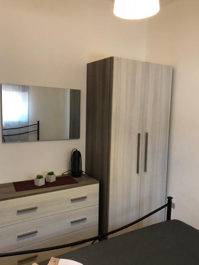 Ferienwohnung La Maison De Daniele Et Maria Fontane Bianche Exterior foto